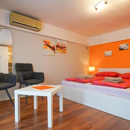 Margerita Apartment & Studio Ровинь Экстерьер фото
